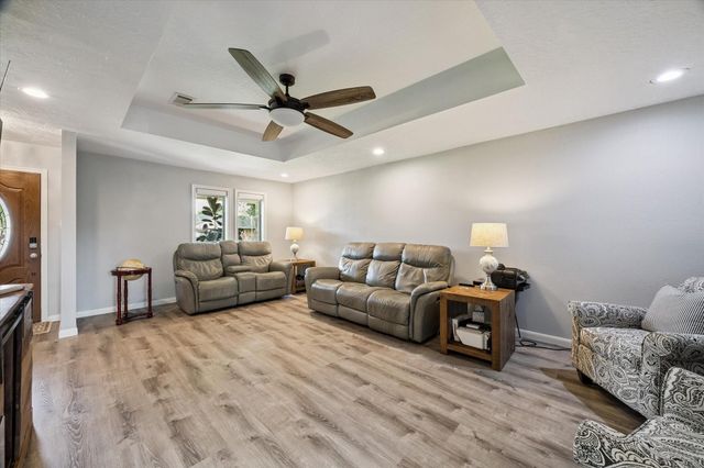 3607 Blue Wing Drive, Dickinson, TX 77539