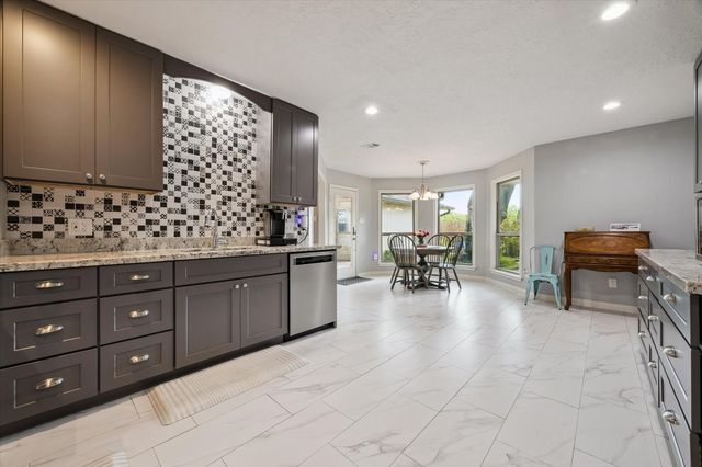 3607 Blue Wing Drive, Dickinson, TX 77539
