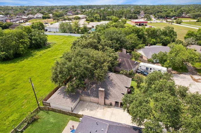 3607 Blue Wing Drive, Dickinson, TX 77539