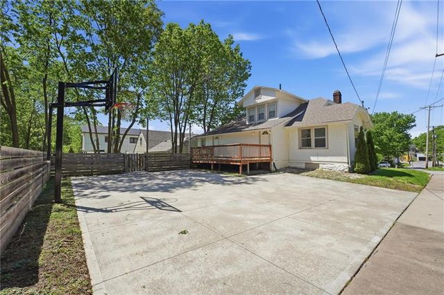 4501 Francis Street, Kansas City, KS 66103