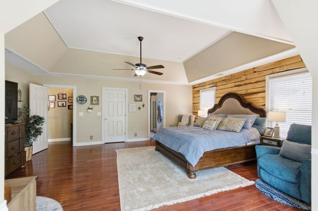 137 Sequoyah Ln, Nashville, TN 37221