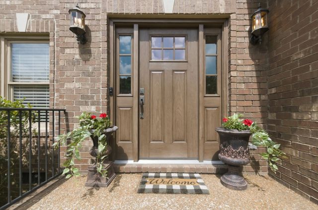 137 Sequoyah Ln, Nashville, TN 37221