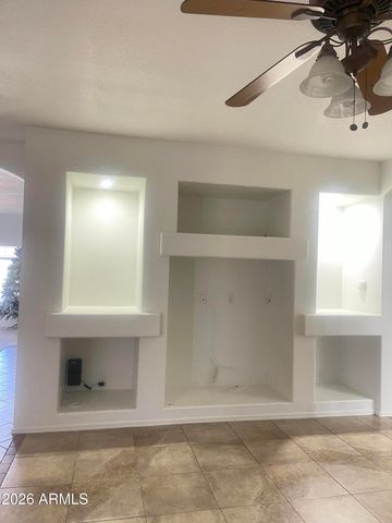 8345 W PONTIAC Drive, Peoria, AZ 85382