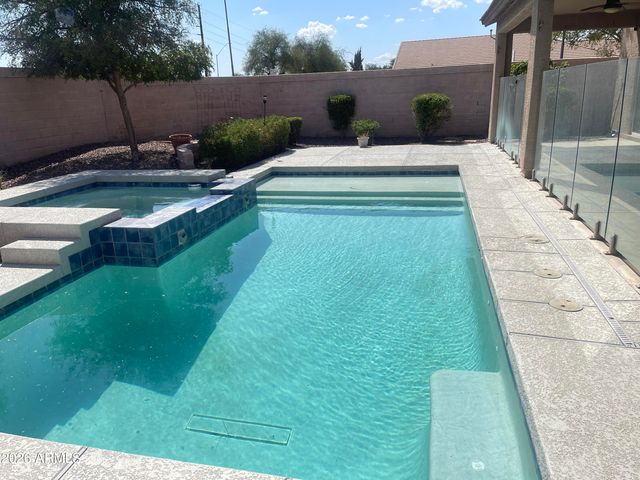 8345 W PONTIAC Drive, Peoria, AZ 85382