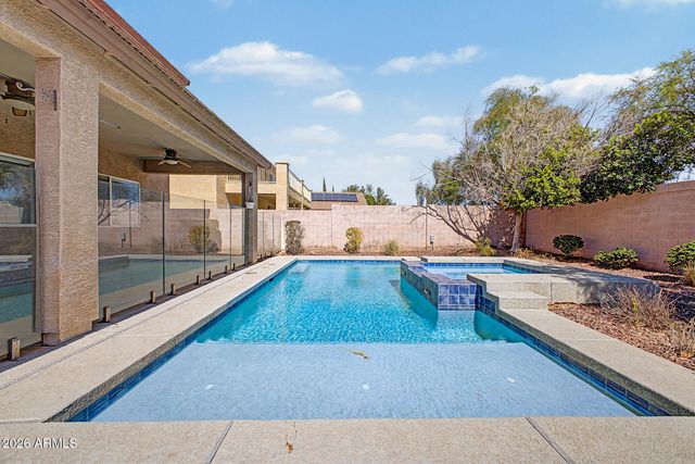 8345 W PONTIAC Drive, Peoria, AZ 85382