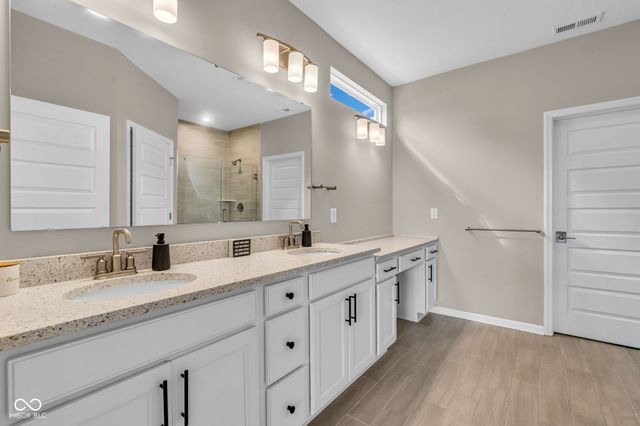 3431 Sunnyvale Drive, Brownsburg, IN 46112