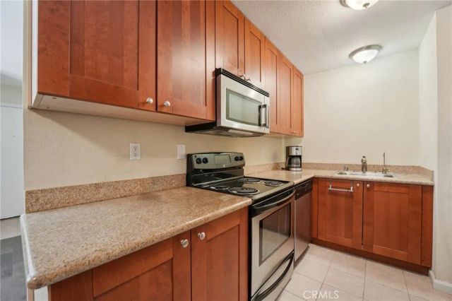 820 Casanova 41, Monterey, CA 93940