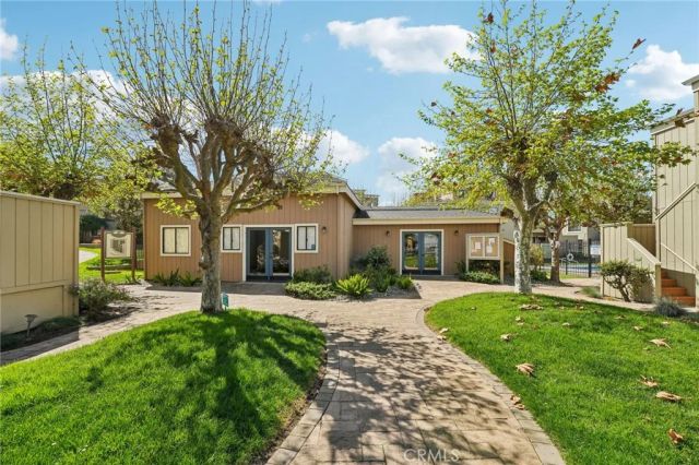 820 Casanova 41, Monterey, CA 93940