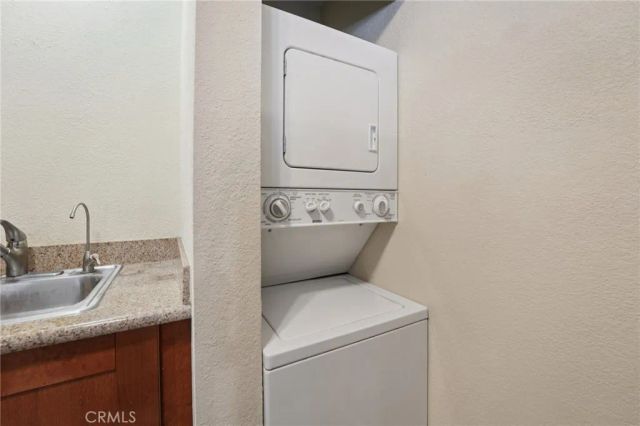 820 Casanova 41, Monterey, CA 93940