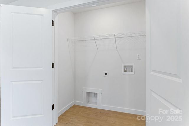 128 18th Place NW, Hickory, NC 28601