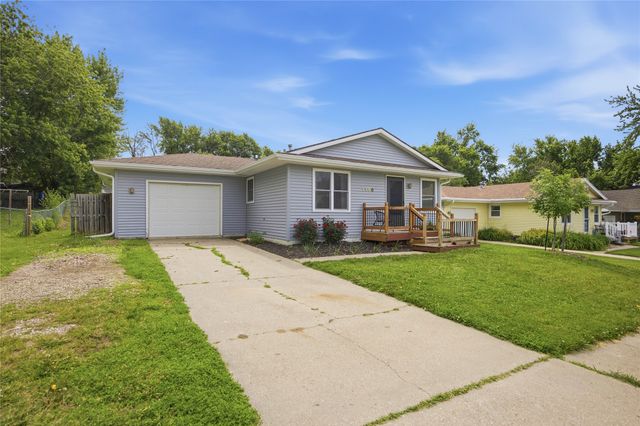 1280 Hardin Drive, Carlisle, IA 50047