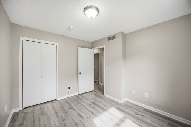 1280 Hardin Drive, Carlisle, IA 50047