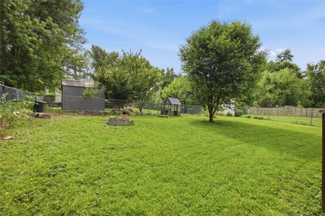 1280 Hardin Drive, Carlisle, IA 50047