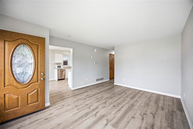 1280 Hardin Drive, Carlisle, IA 50047