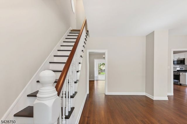 322 Madison Ave, Dunellen Boro, NJ 08812