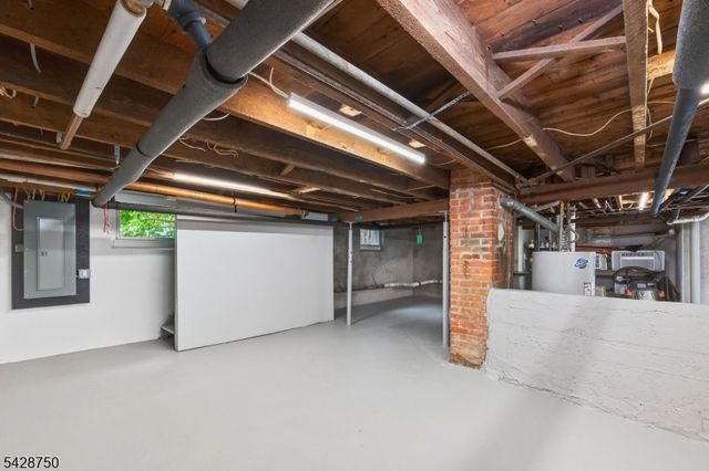 322 Madison Ave, Dunellen Boro, NJ 08812
