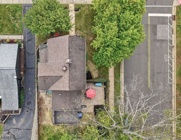 322 Madison Ave, Dunellen Boro, NJ 08812