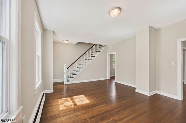 322 Madison Ave, Dunellen Boro, NJ 08812