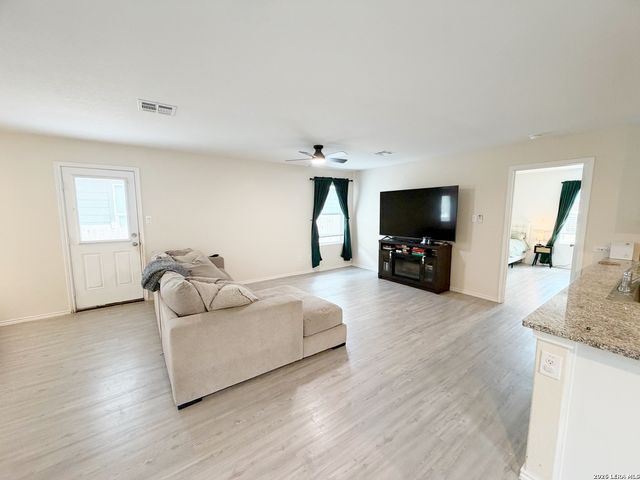 8935 Astral Pl, San Antonio, TX 78252
