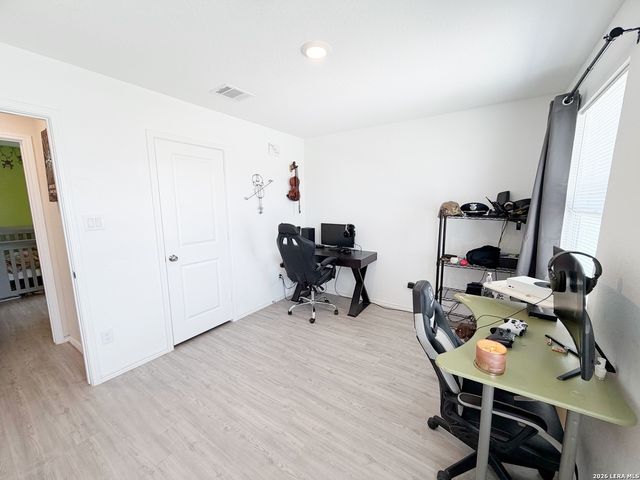 8935 Astral Pl, San Antonio, TX 78252