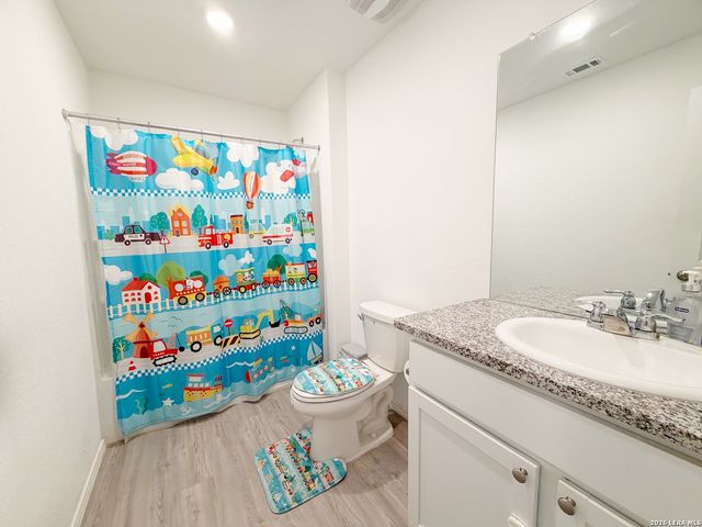8935 Astral Pl, San Antonio, TX 78252