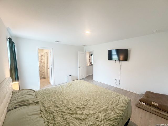 8935 Astral Pl, San Antonio, TX 78252