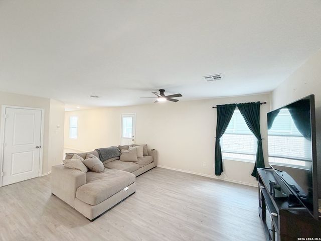 8935 Astral Pl, San Antonio, TX 78252