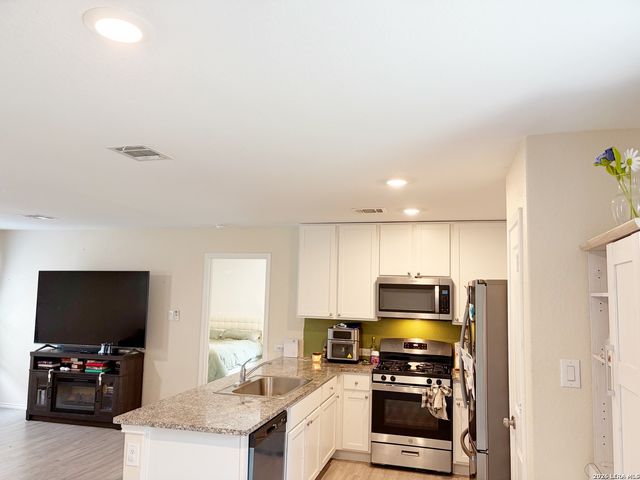8935 Astral Pl, San Antonio, TX 78252