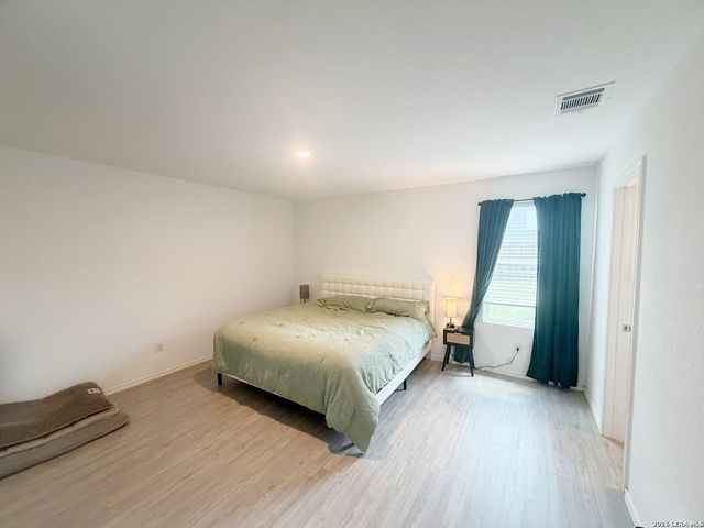 8935 Astral Pl, San Antonio, TX 78252