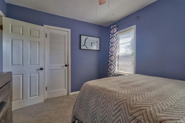 1535 Macarthur Drive, Evansville, IN 47714