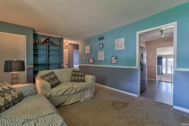 1535 Macarthur Drive, Evansville, IN 47714