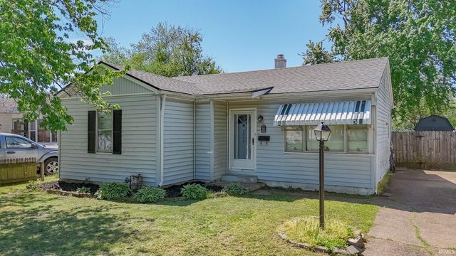 1535 Macarthur Drive, Evansville, IN 47714