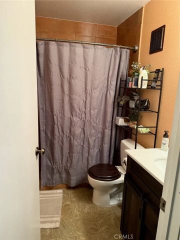 21203 Trumpet Drive 103, Newhall, CA 91321