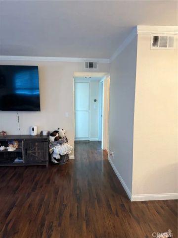 21203 Trumpet Drive 103, Newhall, CA 91321