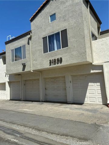 21203 Trumpet Drive 103, Newhall, CA 91321