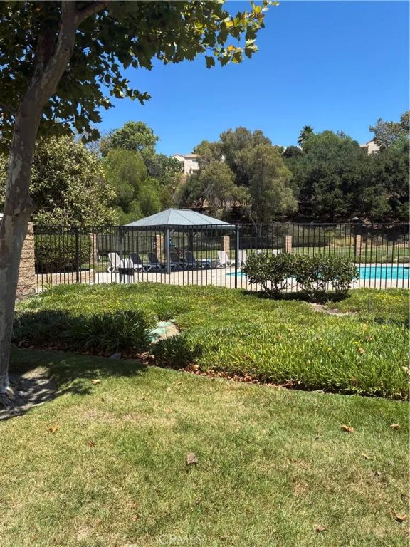 21203 Trumpet Drive 103, Newhall, CA 91321