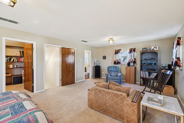 840 Ridge Drive, Bedford, TX 76021