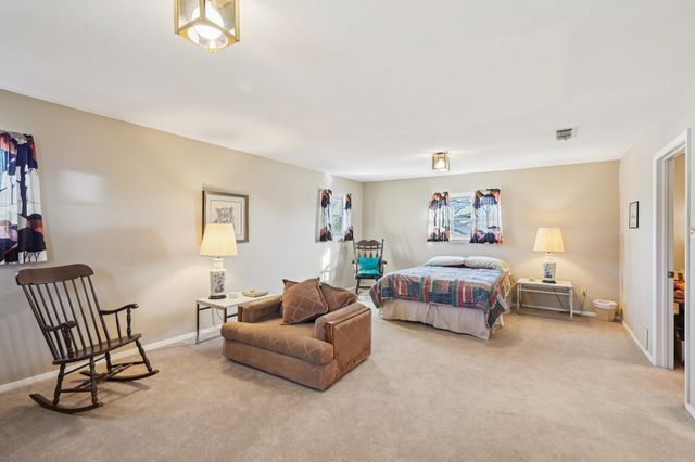 840 Ridge Drive, Bedford, TX 76021