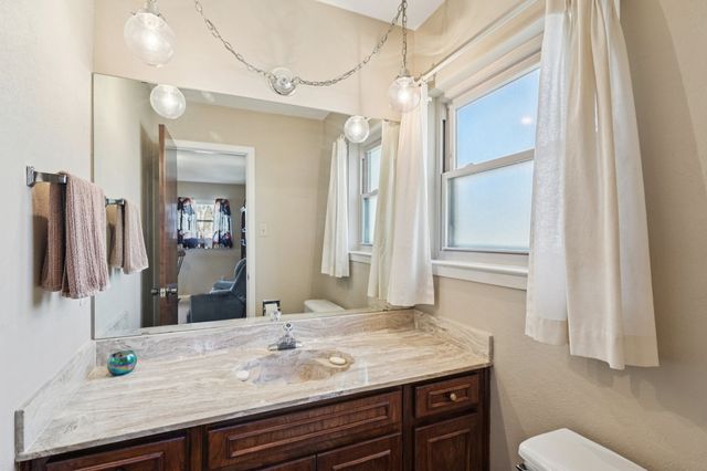 840 Ridge Drive, Bedford, TX 76021