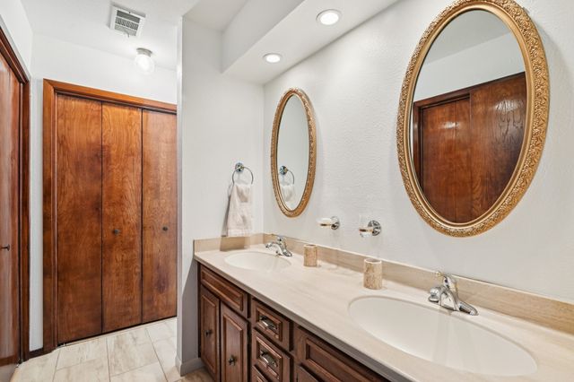 840 Ridge Drive, Bedford, TX 76021