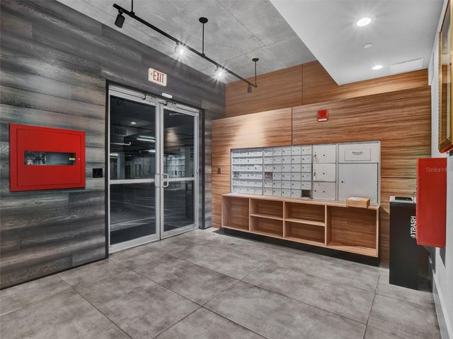 525 E JACKSON STREET 301, Orlando, FL 32801