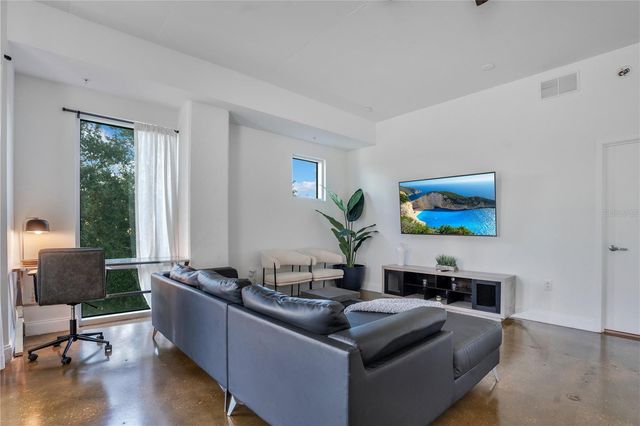 525 E JACKSON STREET 301, Orlando, FL 32801