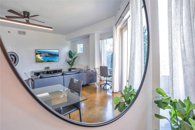 525 E JACKSON STREET 301, Orlando, FL 32801