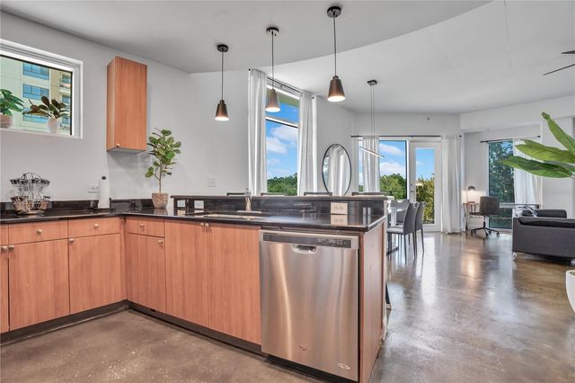 525 E JACKSON STREET 301, Orlando, FL 32801