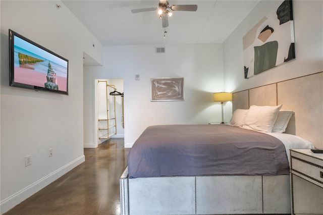 525 E JACKSON STREET 301, Orlando, FL 32801