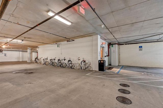 525 E JACKSON STREET 301, Orlando, FL 32801