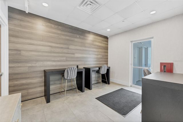 525 E JACKSON STREET 301, Orlando, FL 32801