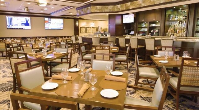 50 Stratford Lane E, Boynton Beach, FL 33436