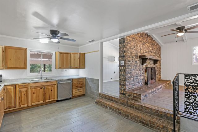 170 Devin St, Jefferson, TX 75657