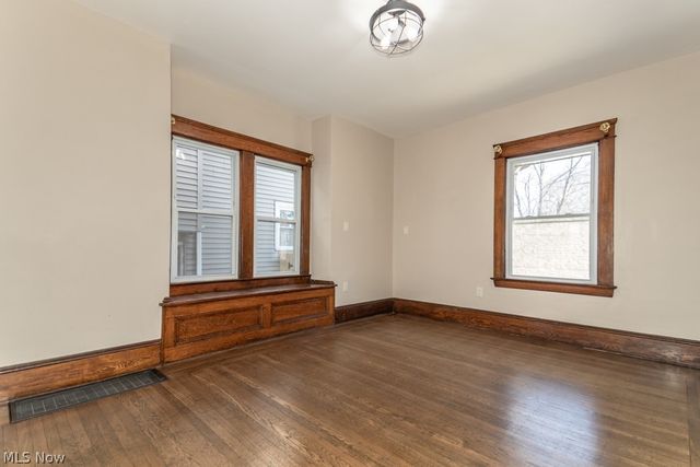 1697 W 69th Street, Cleveland, OH 44102